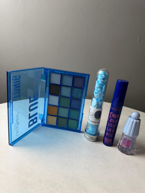 Budget Bundle Series Blue Deal - View 2