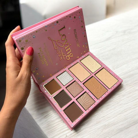 RomCom Dazzle Glow – All-in-One Makeup Book Palette
