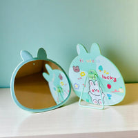 MAKEUP TABLE MIRROR