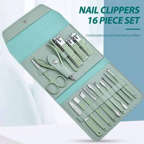 Nail Clipper/Manicure & Pedicure Kit 16 PCs