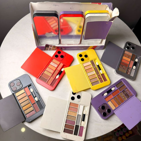 IPhone 17 Pro Max Style Eyeshadow Palette