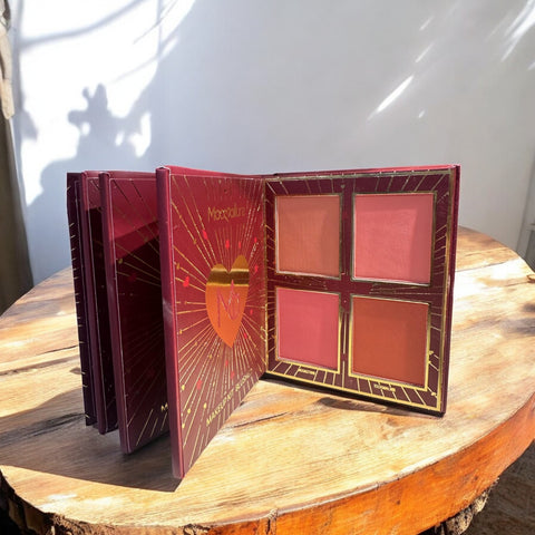Mocallure 4 Fold Book Palette (RED VERSION)