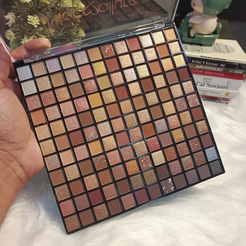 MOCALLURE 132 COLOR EYESHADOW PALETTE
